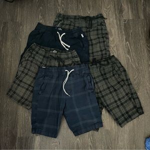 bundle of 5 men’s hollister joggers short